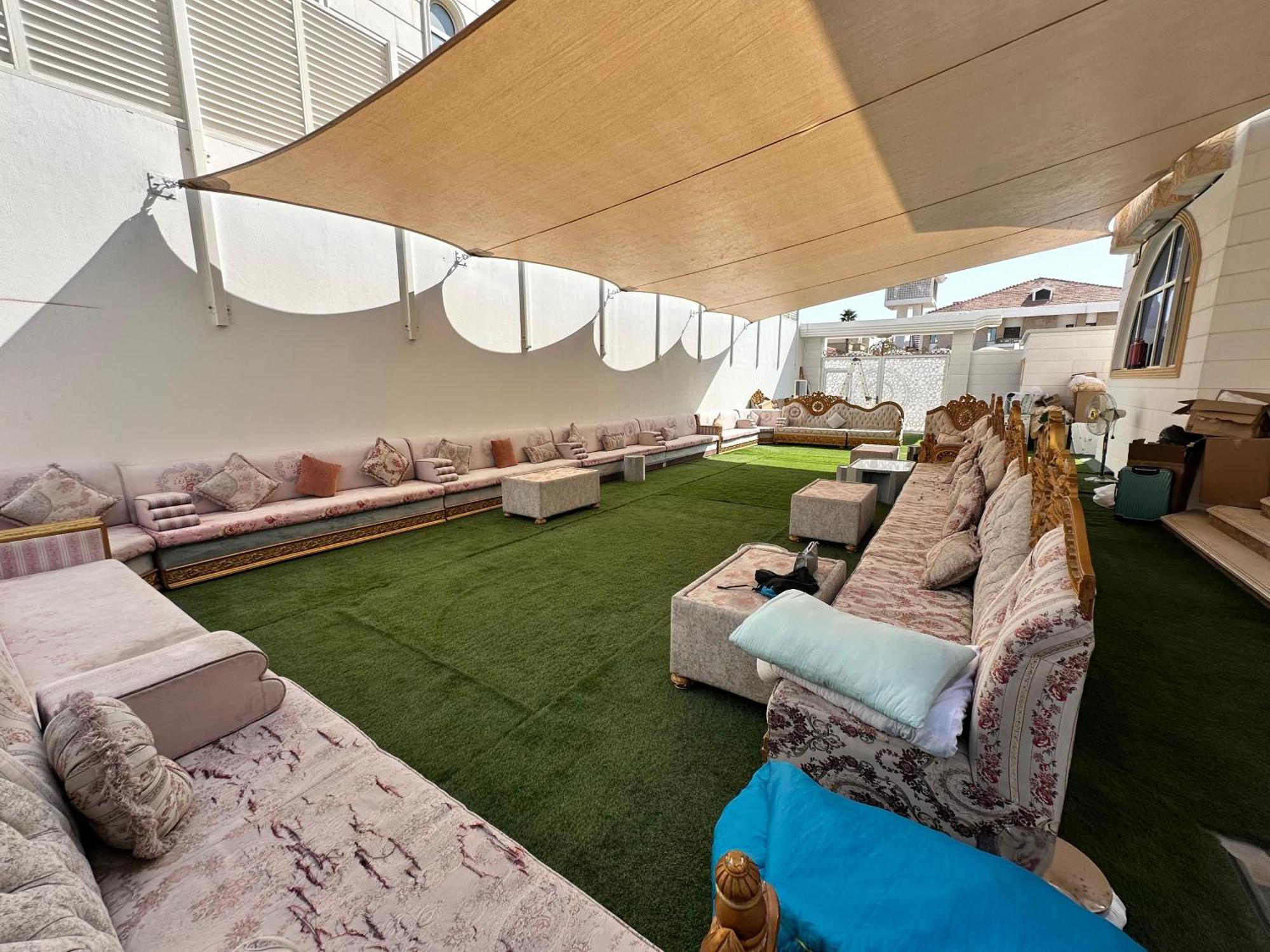 International Abu Dhabi Hostel Exterior foto